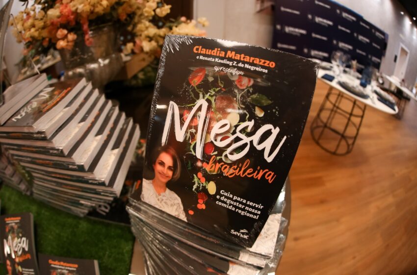  Livro Mesa Brasileira é lançado no Balneário Shopping