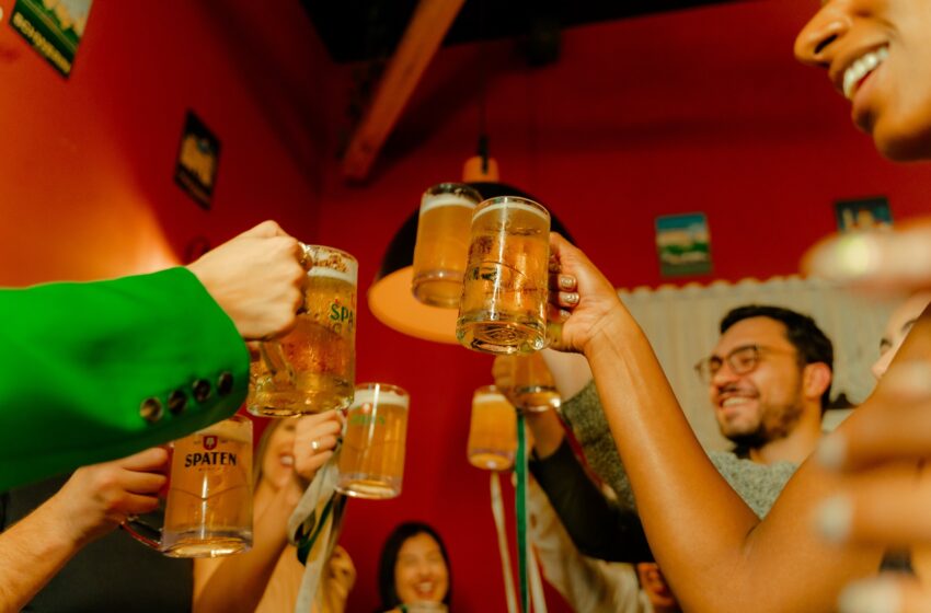  St. Patrick’s Day: Spaten promove celebração cervejeira em bares de Curitiba