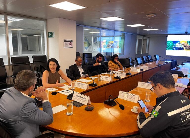 MDHC e ANTT discutem melhorias no Passe Livre