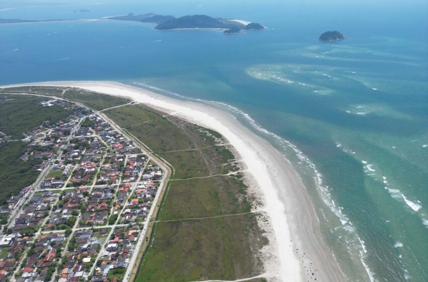 Pontal do Sul aparece entre as 200 melhores praias