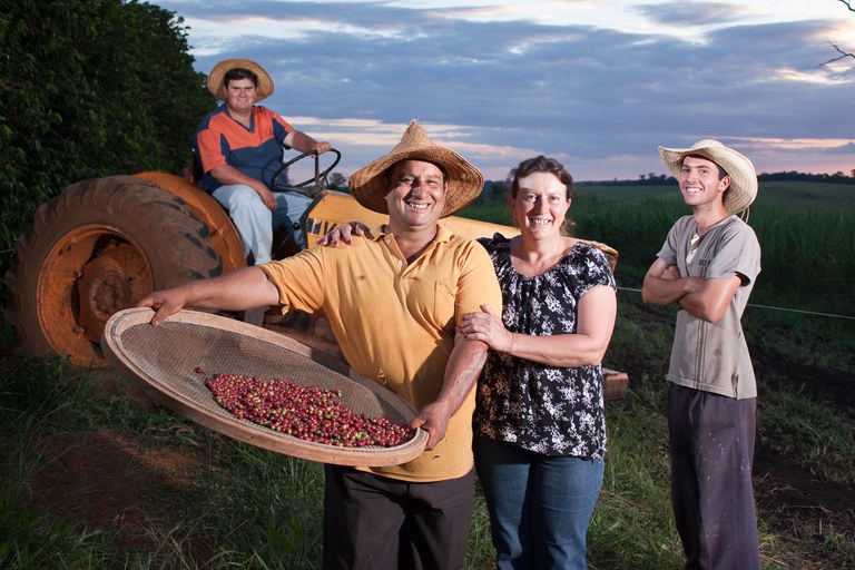  Agricultura familiar contribui para o Brasil
