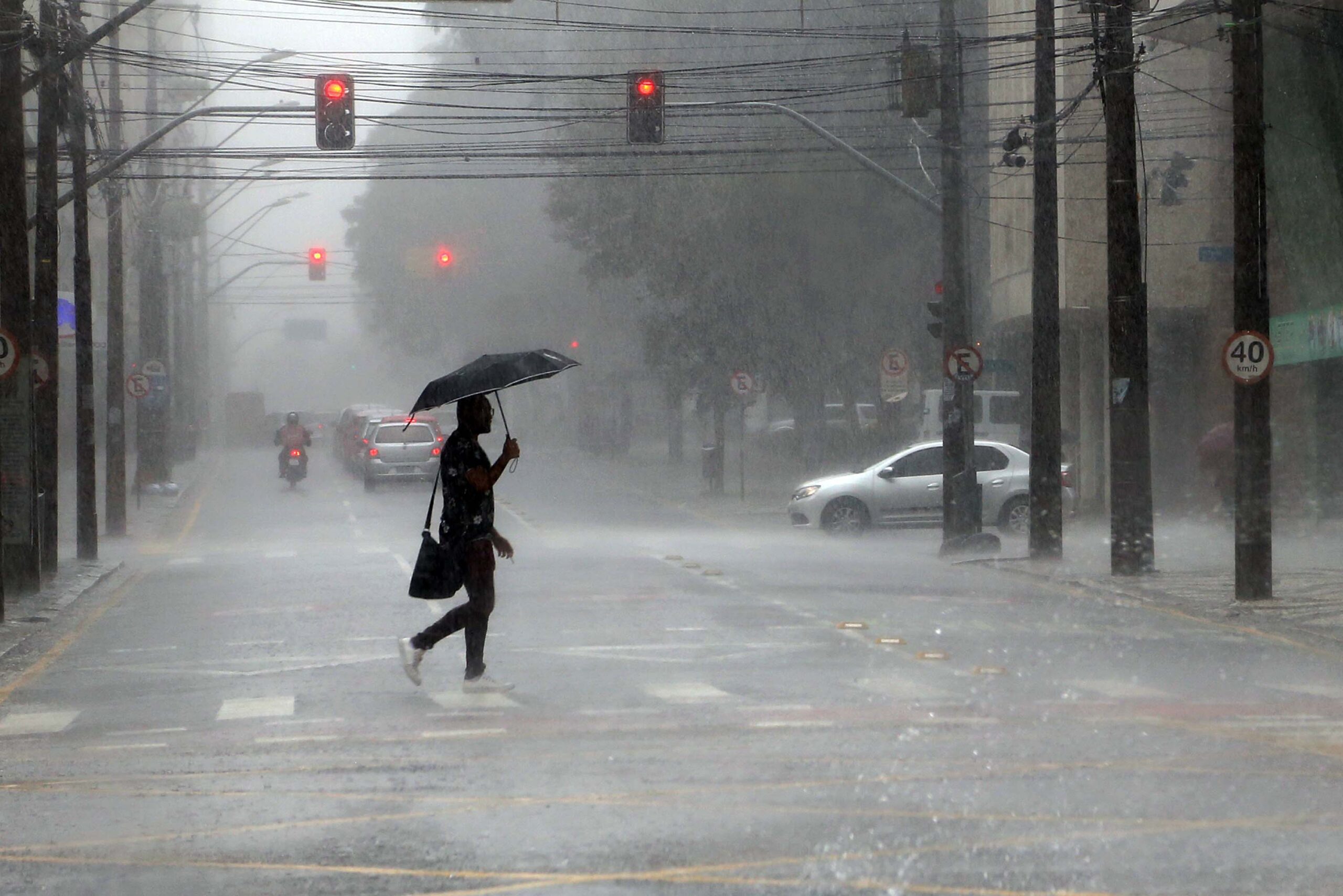 Chuva em Curitiba. 03/2019 – Foto: Gilson Abreu/ANPr