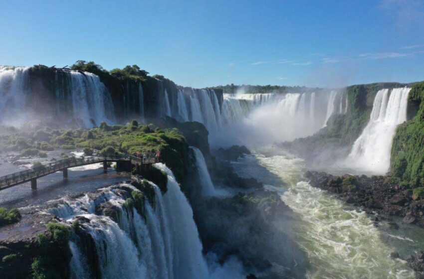 Paraná recebe mais de 627 mil turistas estrangeiros