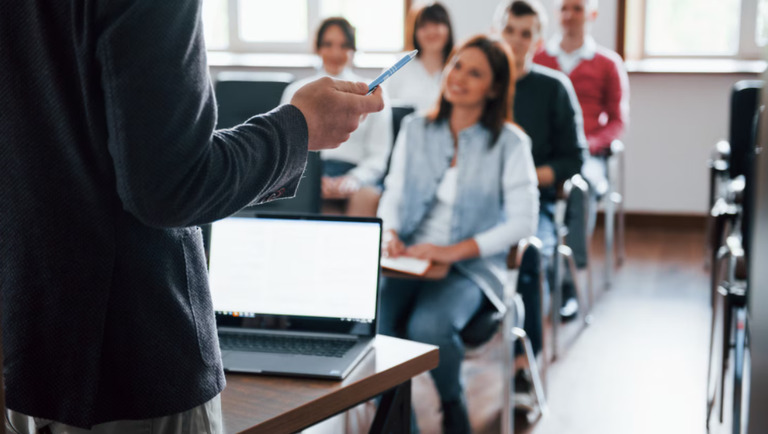 Ministério seleciona instituições para oferta de cursos no setor turístico