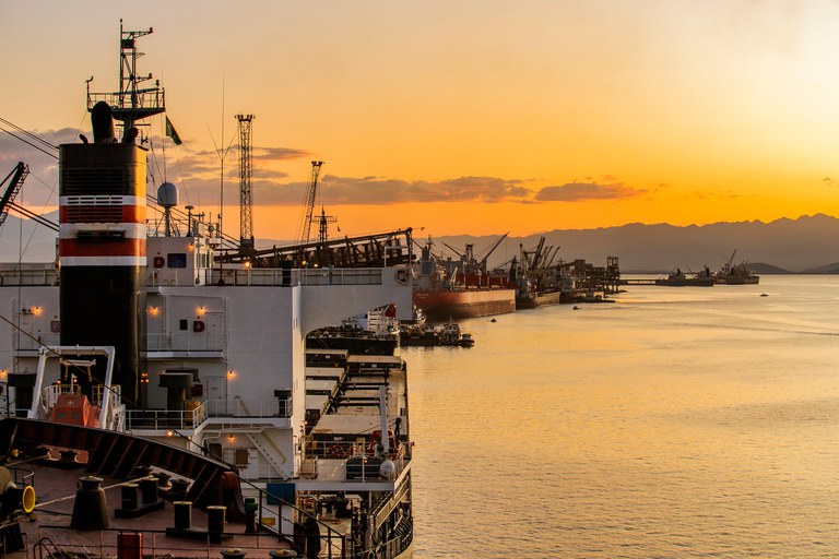 Leilão do canal de acesso ao Porto de Paranaguá