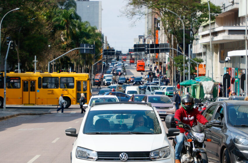  3 a cada 5 veículos estão com IPVA em dia no Paraná