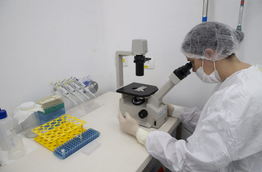  Tecpar formaliza parceria com o Ministério da Saúde para fornecimento de vacinas