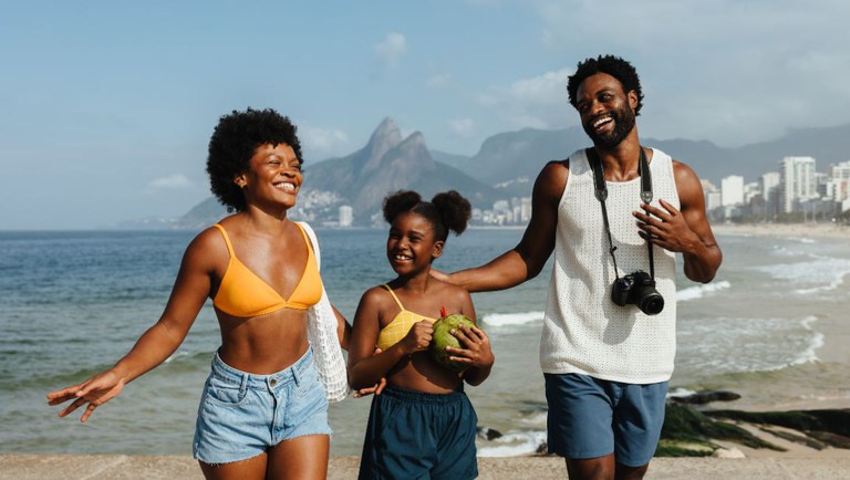  Brasil lidera crescimento do turismo internacional