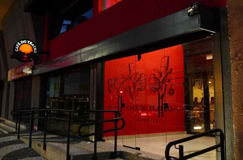  Café do Teatro une delícias gastronômicas com arte e cultura