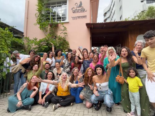 Escola brasileira propõe formação em astrologia como linguagem simbólica e campo de pensamento
