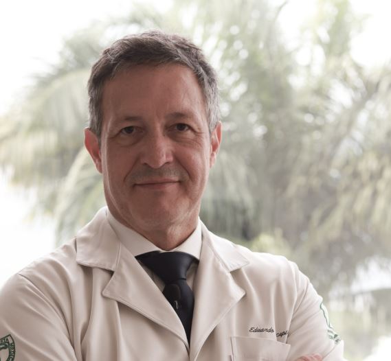  O Facelift dos 35? Como a busca por naturalidade está transformando a cirurgia facial contemporânea