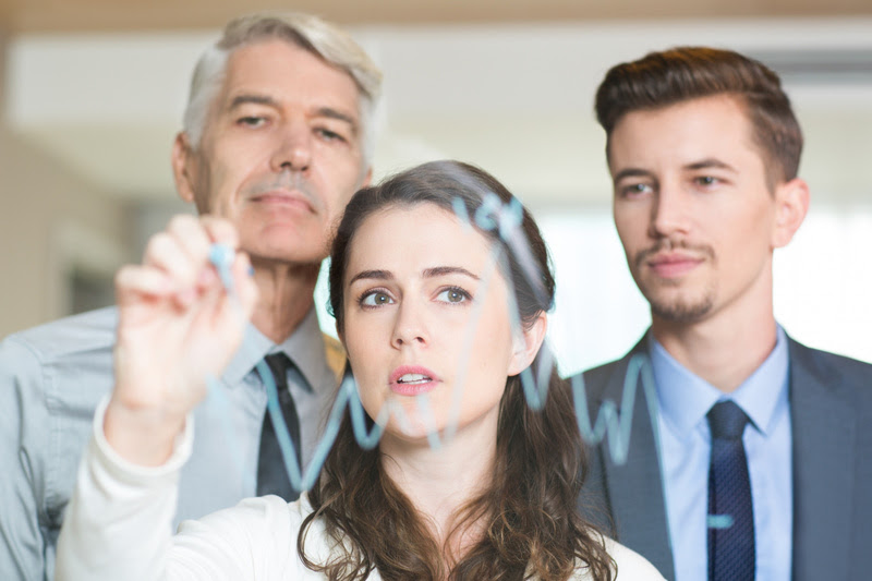 Jovens rejeitam chefia e desafiam modelo tradicional  de liderança nas empresas